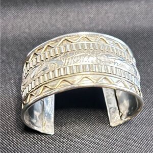 Elegant Women's Cuff Bracelet